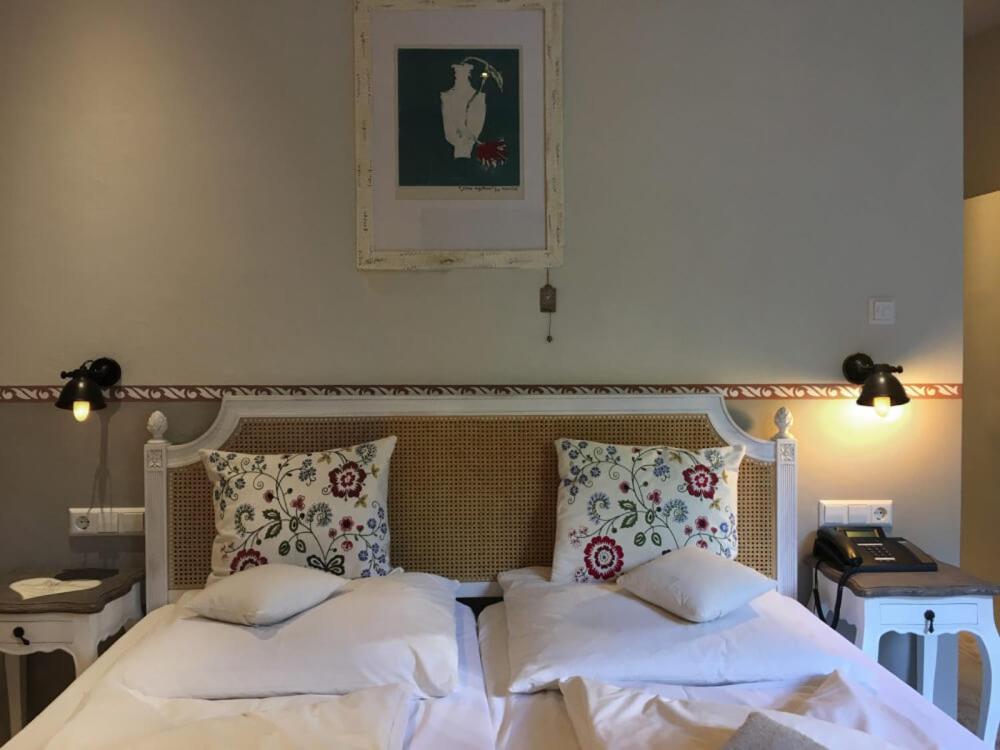 Landhotel Untere Muehle Strassberg Esterno foto